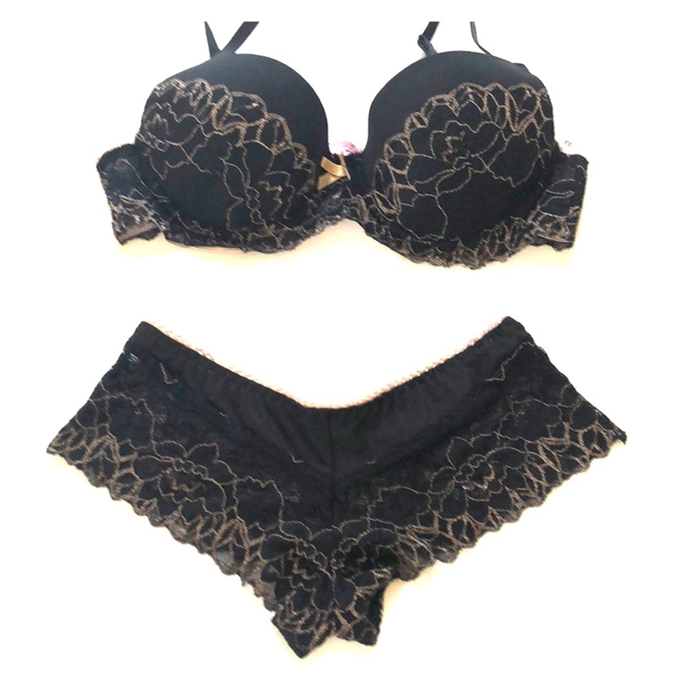 NWT Bra & Panty Set.